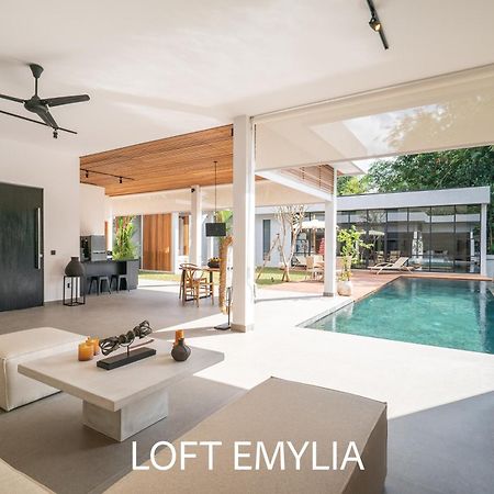 Rouge - Loft Emylia Villa Ubud Buitenkant foto