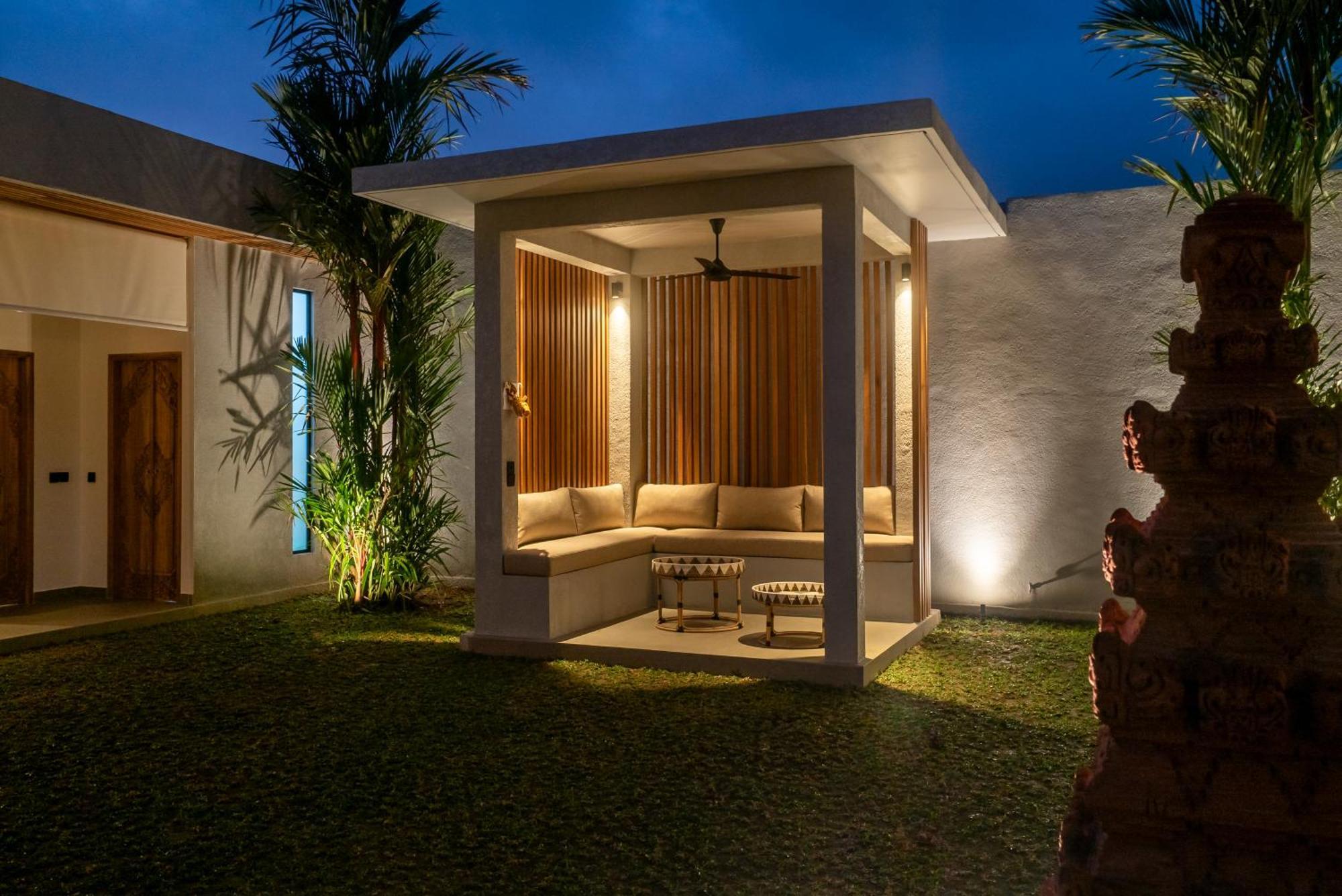 Rouge - Loft Emylia Villa Ubud Buitenkant foto